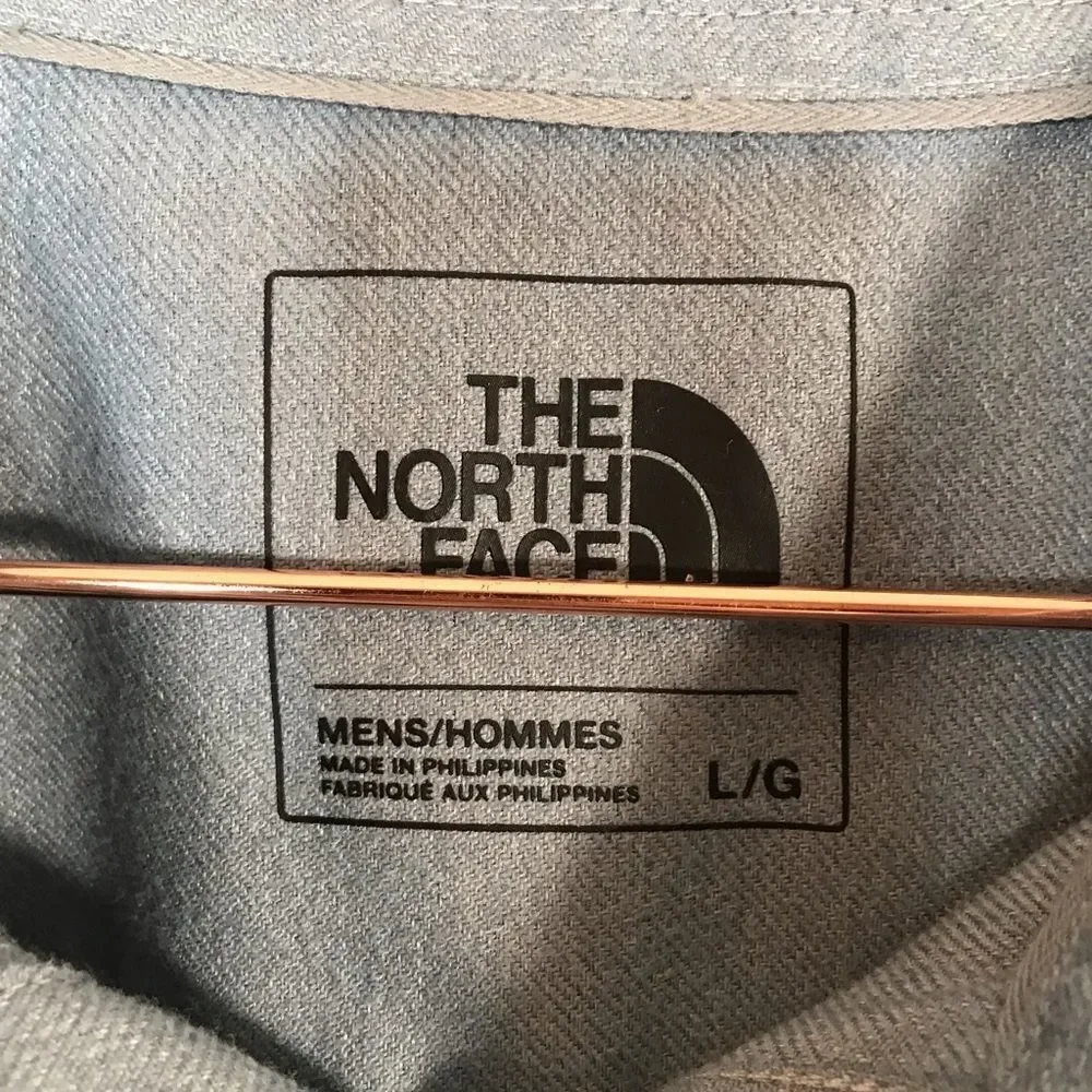 The north face soft button‎ up shirt